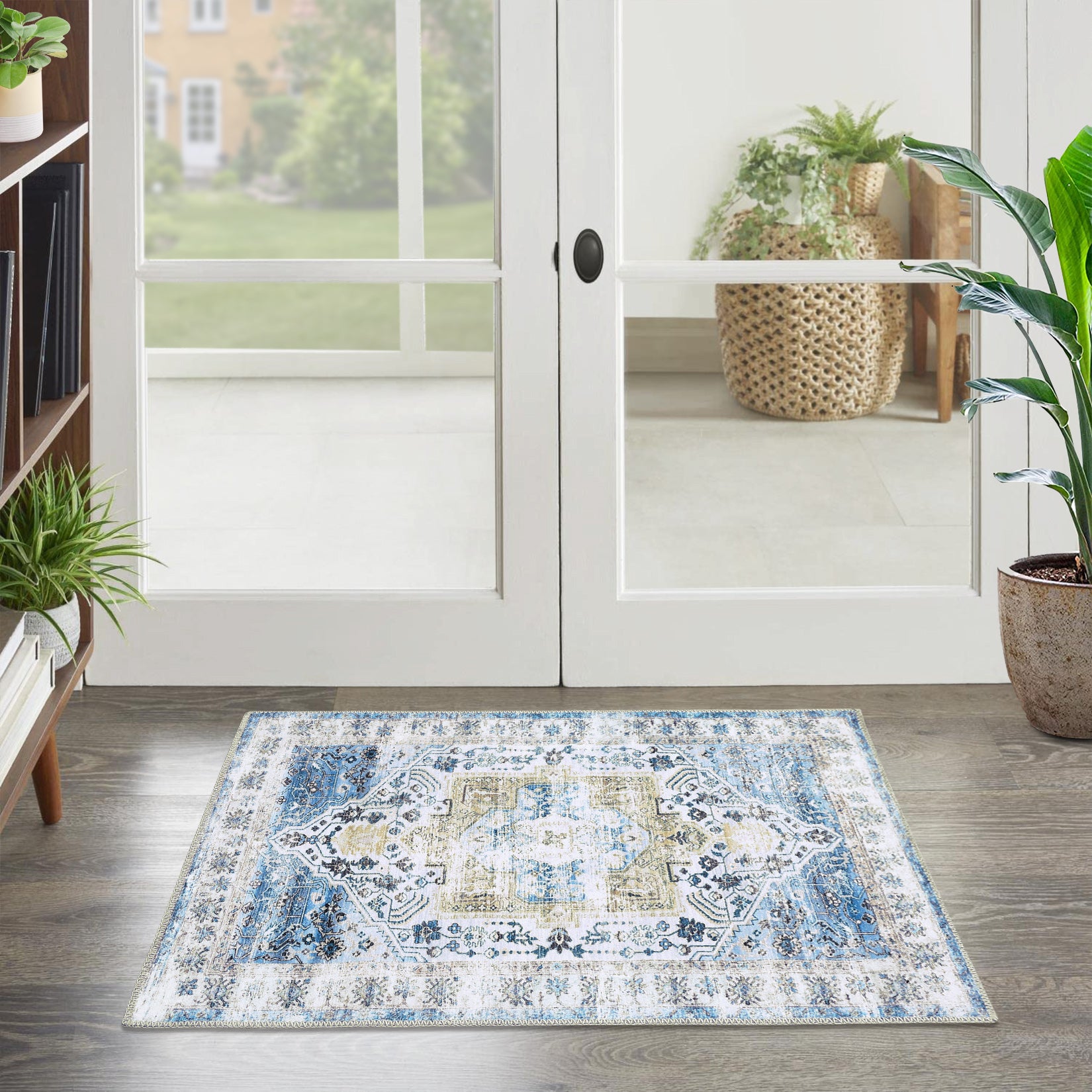 Garvee Area Rug 2x3 Machine Washable Rug Blue Vintage Distressed Area Rugs Indoor Floor Cover Carpet Rug Soft Velvet Mat Foldable Accent Rug for Living Room Bedroom, 2'x3', Blue