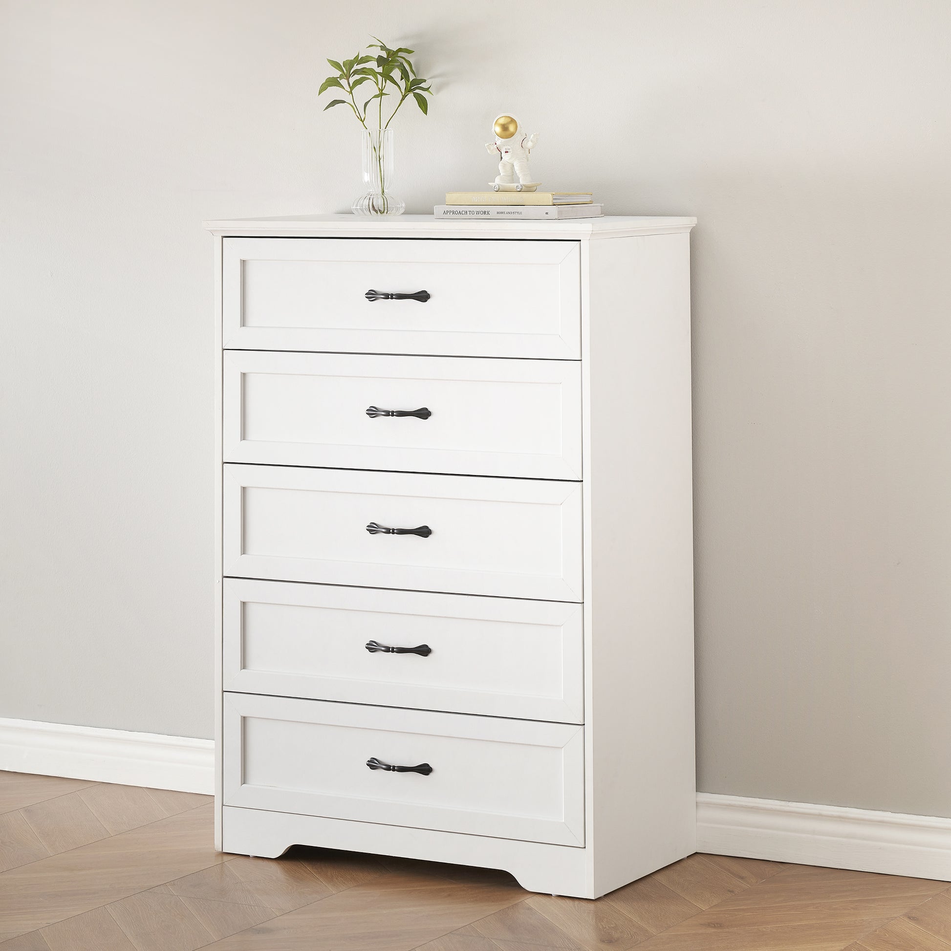Garvee 5 Drawers Dresser for Bedroom, Chest of Drawers with Wide Metal Handle, Farmhouse Modern Wooden Dresser Storage Organizer for Bedroom, Living Room, Kids Room(White)