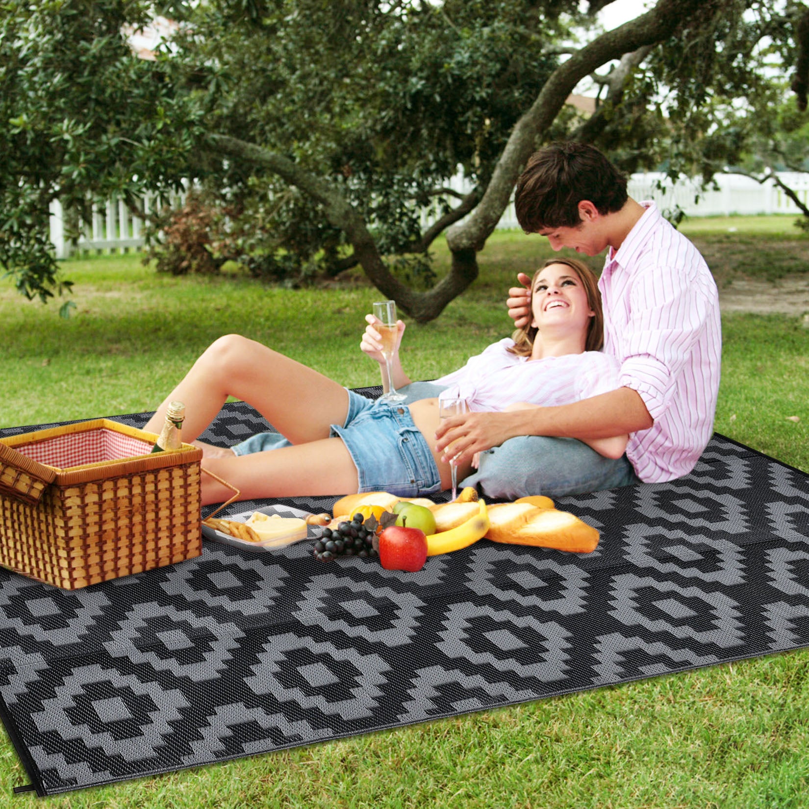 Garvee Outdoor Black & Grey 9x18 Rug for Patios Waterproof Reversible Mats Plastic Straw Rug Modern Geometric Floor Mat for Patio Porch RV Backyard Pool Deck Picnic Beach Trailer Camping Diamond