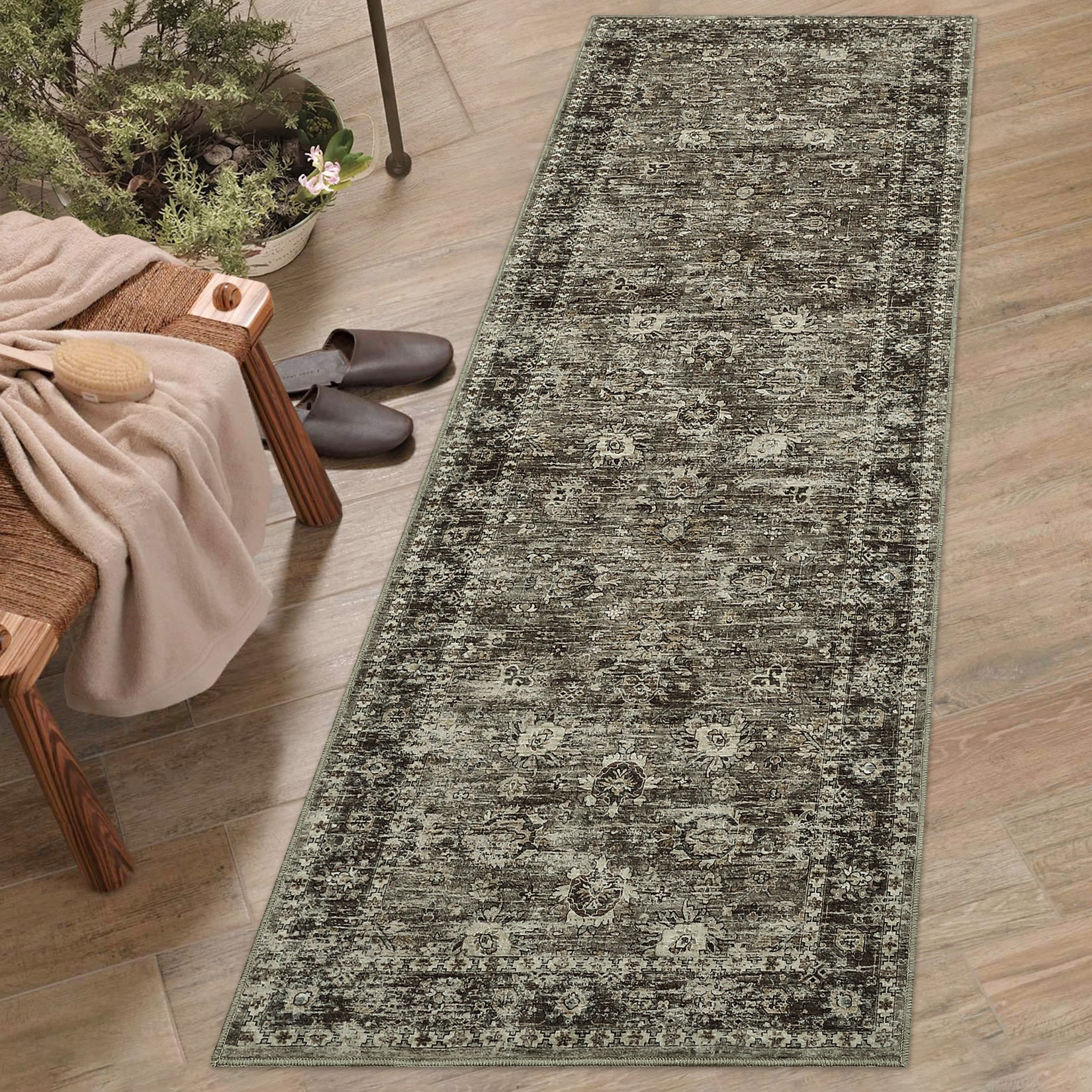 Garvee Hallway Rugs, Machine Washable Traditional Rug, Non Slip Floor Carpet, Low Pile Soft Printed Vintage Rug for Home Decor Entryway Bed Room Laundry Room Indoor