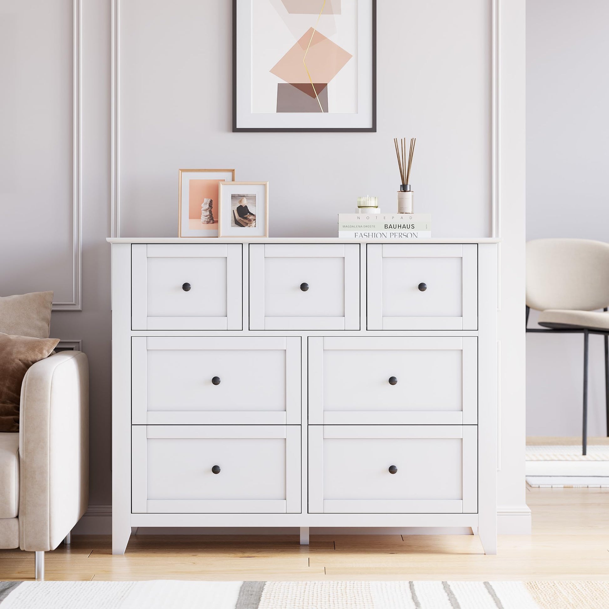 Garvee White 7 Chest of Drawer Dresser, Modern and Stylish Dresser, Deep Drawers and Nickel Round Handle, Wood Organizer Dresser With Ample Storage Space for Bedroom, Living Room, Entryway