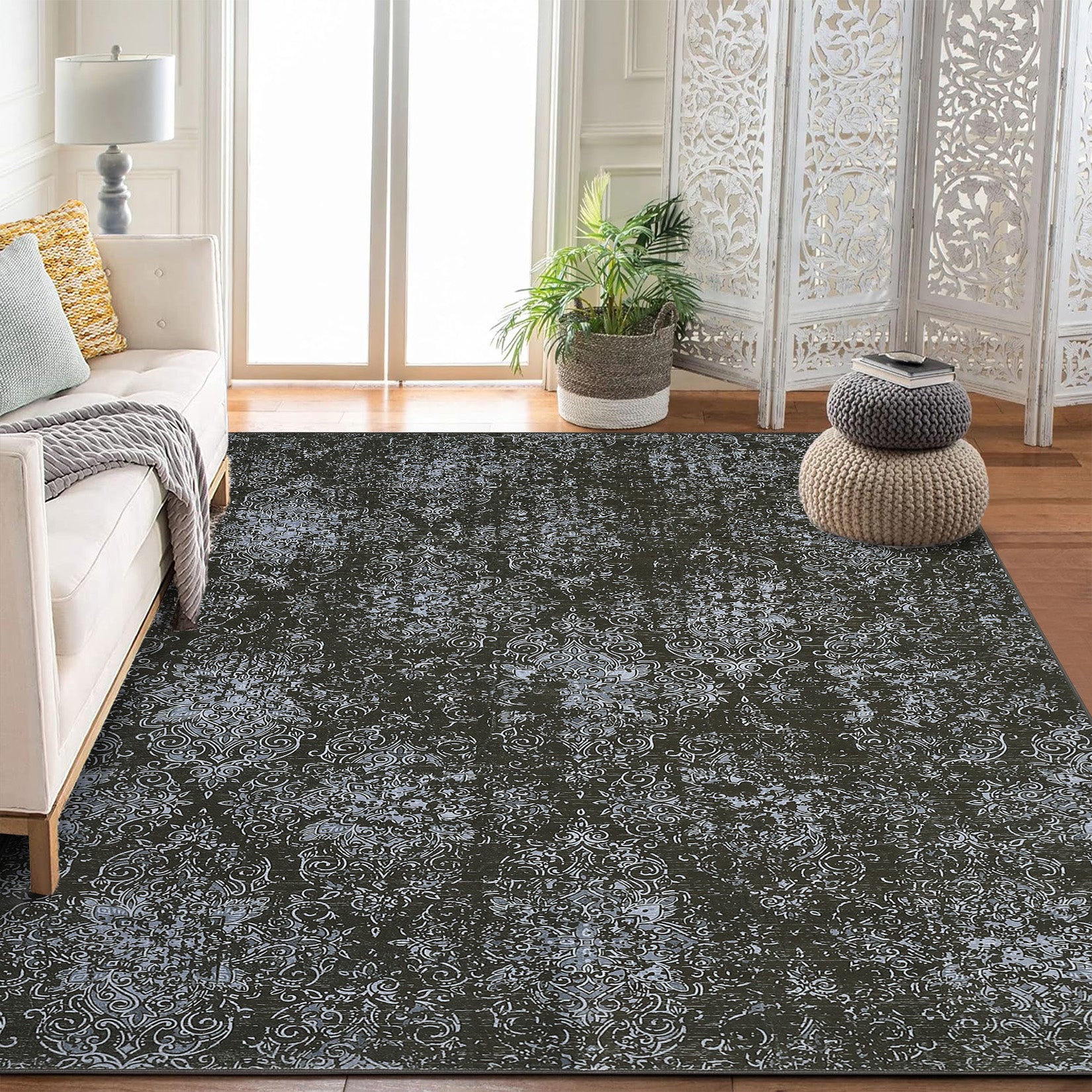 Garvee Bedroom Rug Washable Area Rug Non Slip Low Pile Boho Floral Small Carpet for Bedroom Bedside Soft Paisley Design