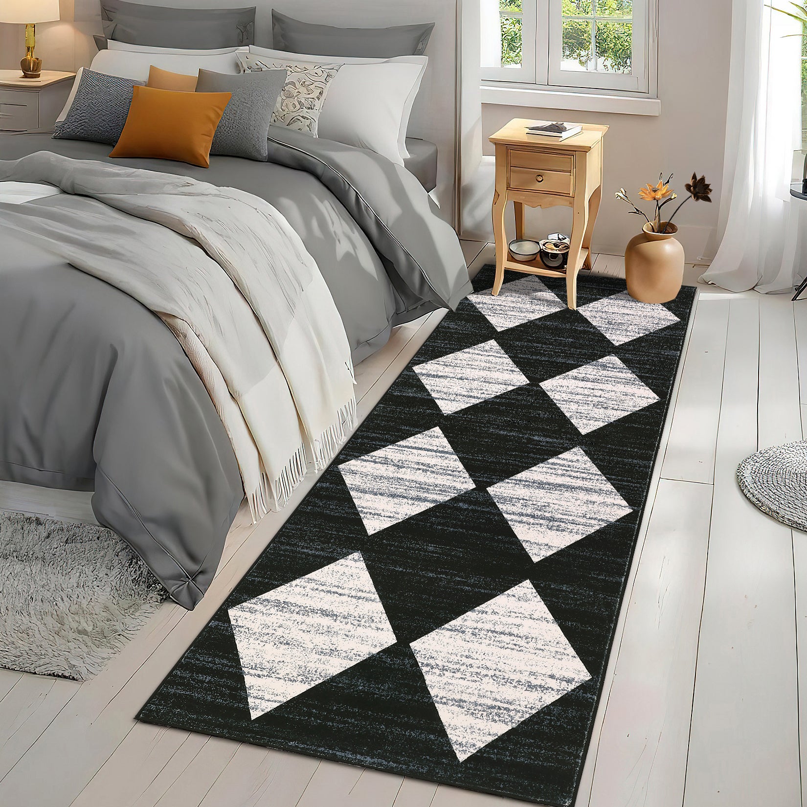 Garvee Plaid Black 2x6 Washable Runner Rug Modern Geometric Carpet Runner with Non-Slip Backing, Contemporary Accent Carpet, Foldable Low Pile Indoor Mat for Bedroom, Kitchen, Laundry